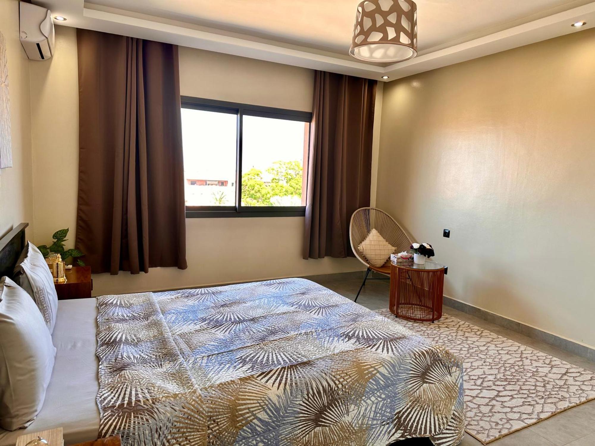 Moderne, Lumineux & Spacieux Avec Balcon -Central -Wifi-Smart Tv-Clim Marrakesh Exterior photo