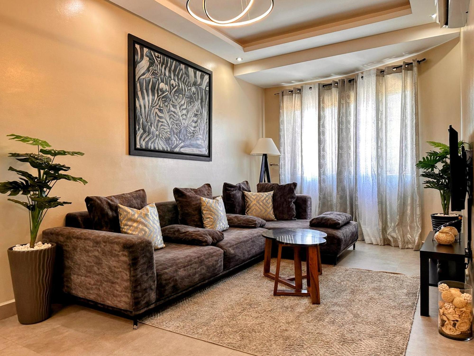 Moderne, Lumineux & Spacieux Avec Balcon -Central -Wifi-Smart Tv-Clim Marrakesh Exterior photo